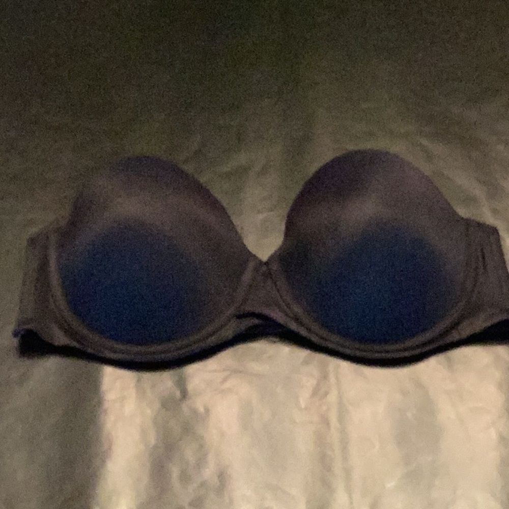 Maidenform Black Underwire T-Shirt Bra.strapless